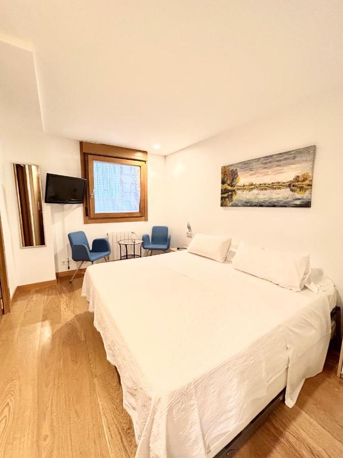 Pension Sarasate Pamplona Luaran gambar